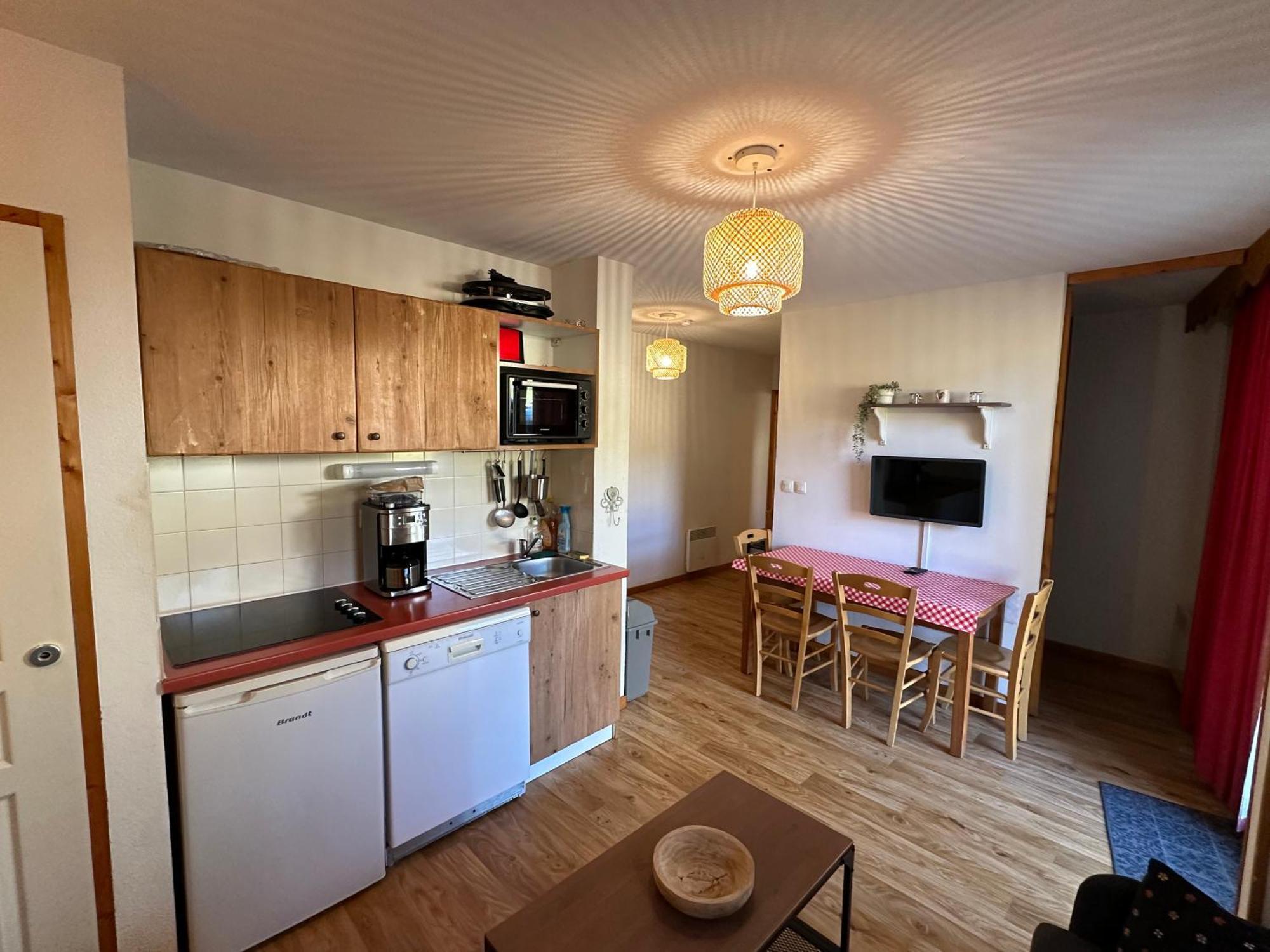 Charmant Appartement Confortable Pour 6 Personnes 40M2 Pied Pistes, Piscine, Wifi, Parking Chamrousse Ngoại thất bức ảnh